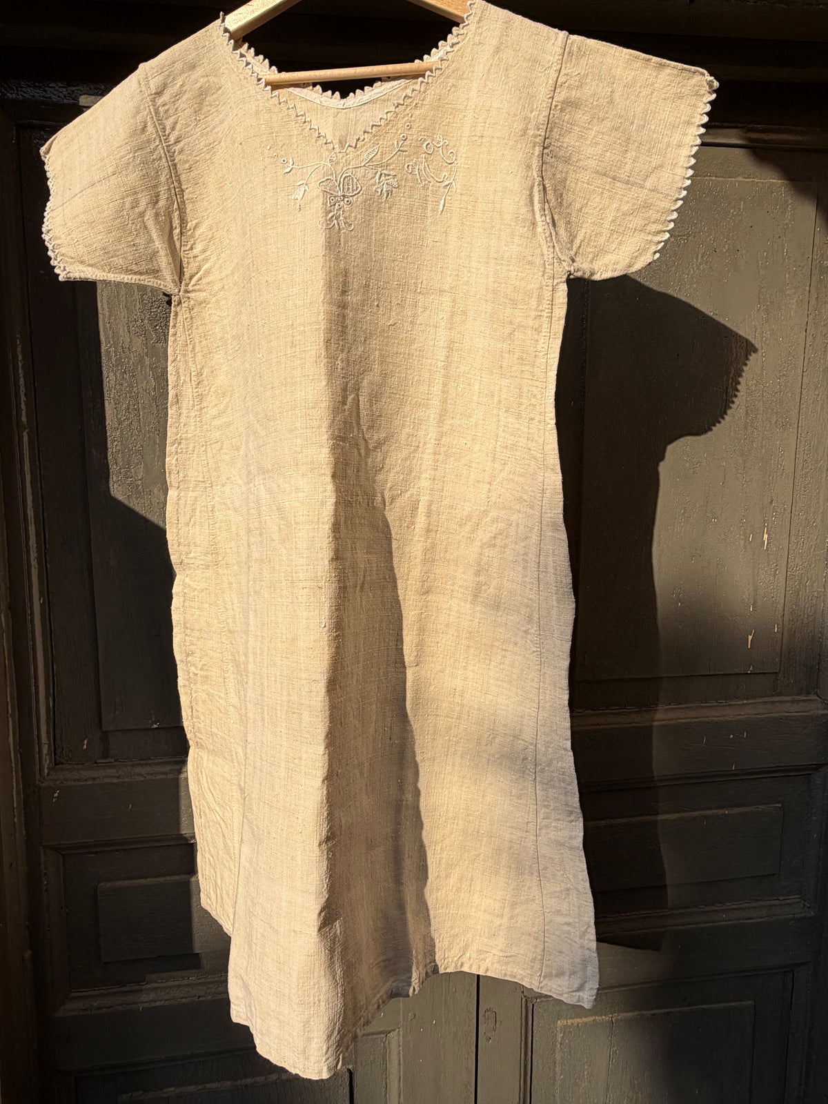 Camicia da notte ricamata M