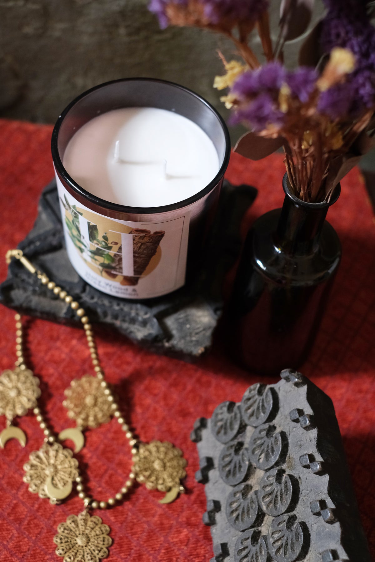 Candela Holy Wood & Green Lemon