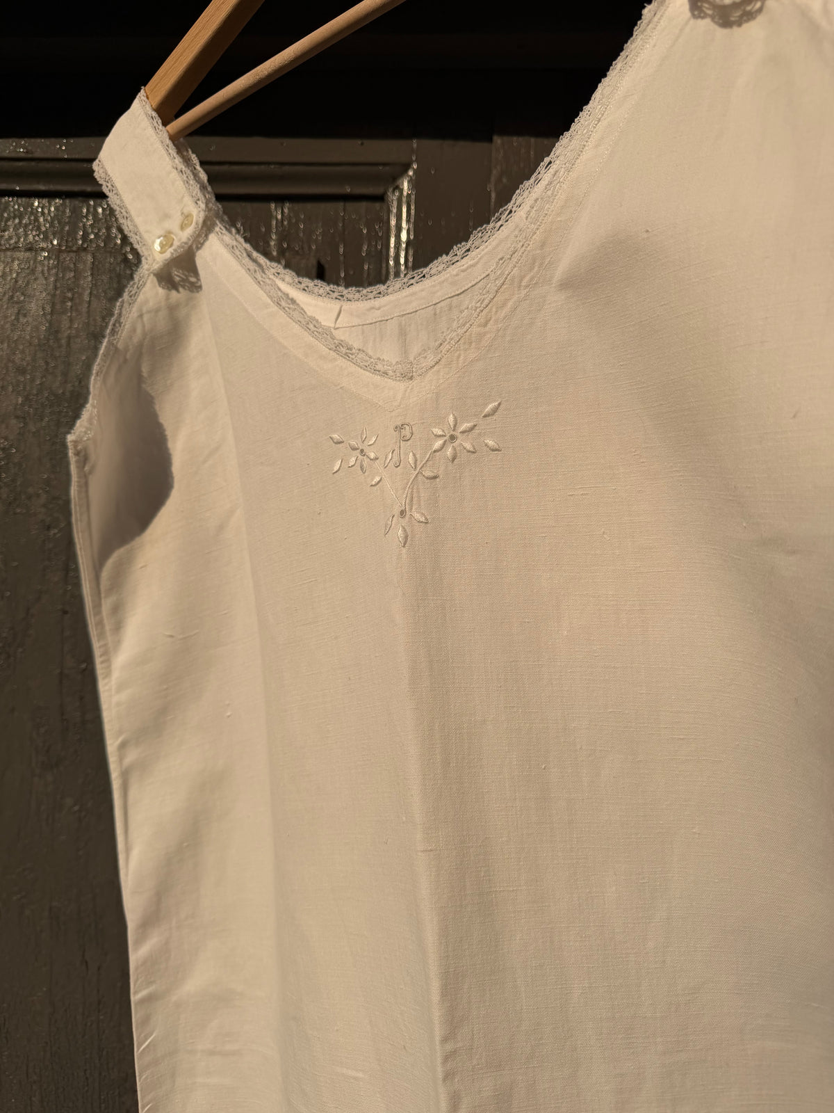 Camicia da notte ricamata P