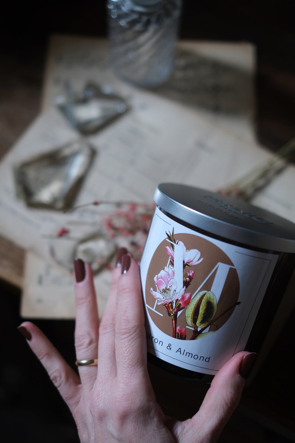 Candela Macaron & Almond