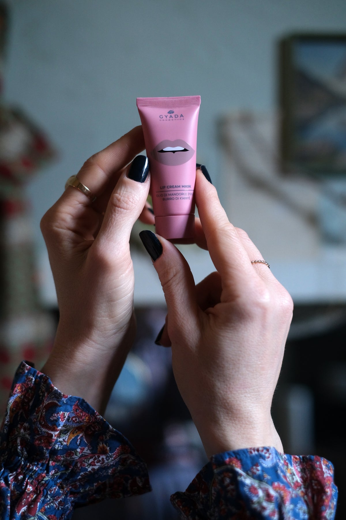 Lip Cream Mask