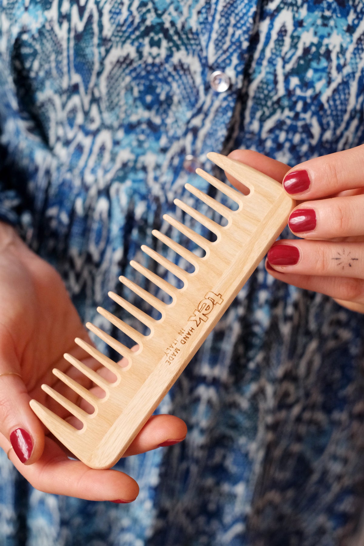 Pettine piccolo a denti radi