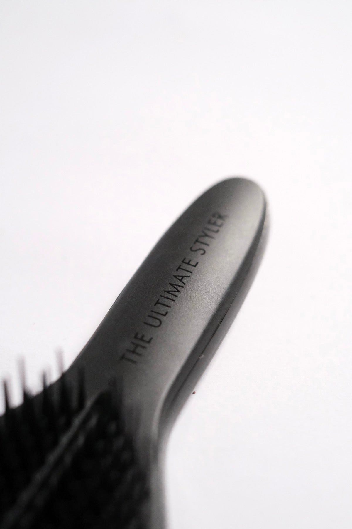 THE ULTIMATE STYLER Black