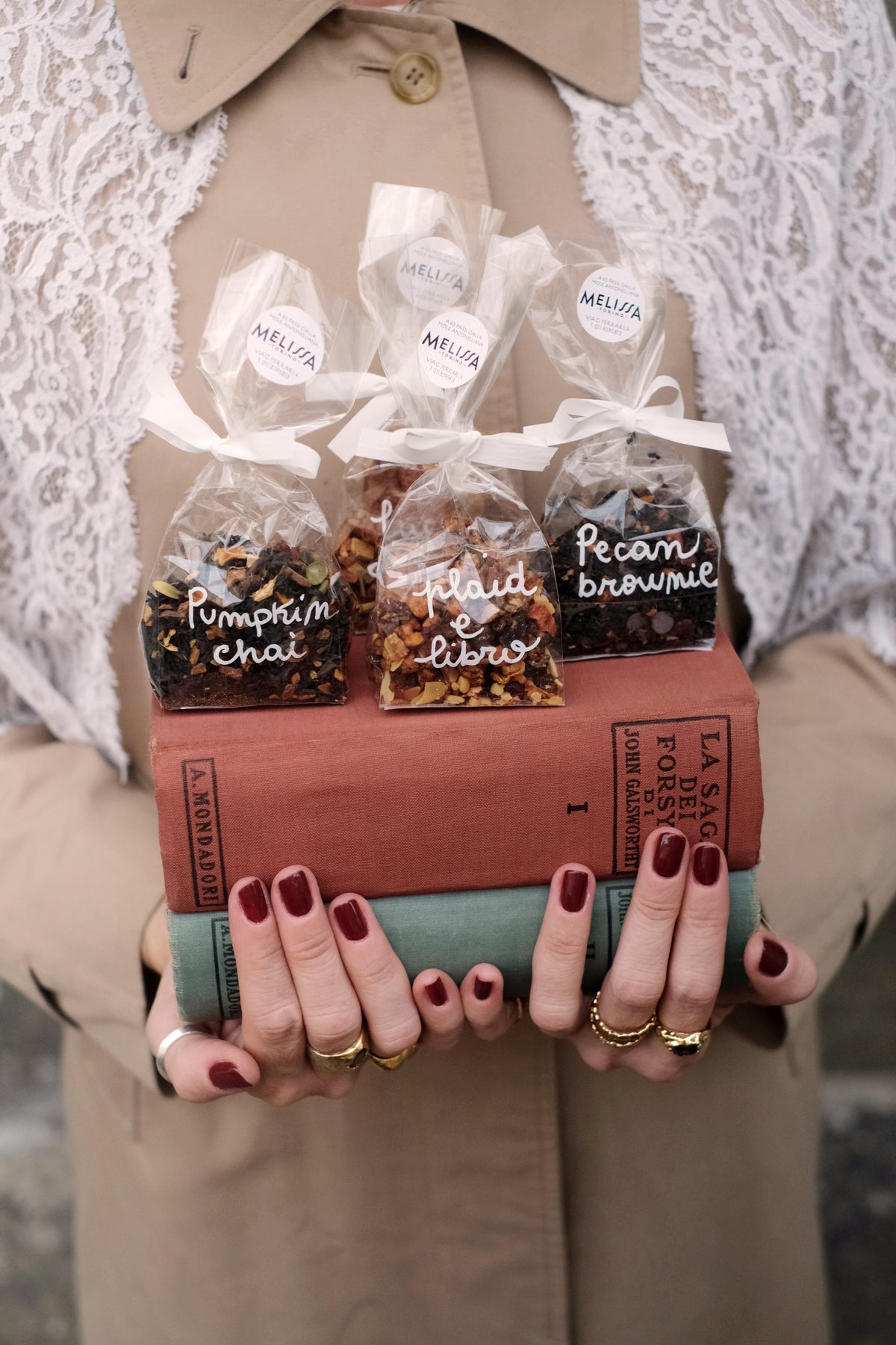 Plaid e libro