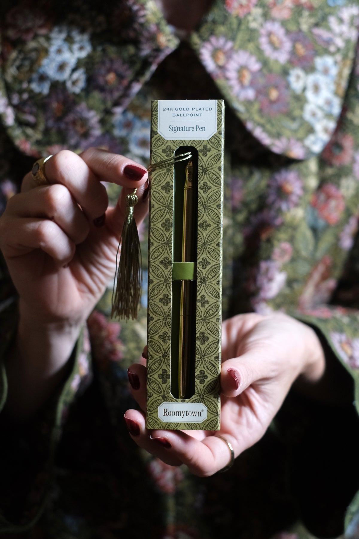 Penna a sfera dorata carnet da ballo due colori