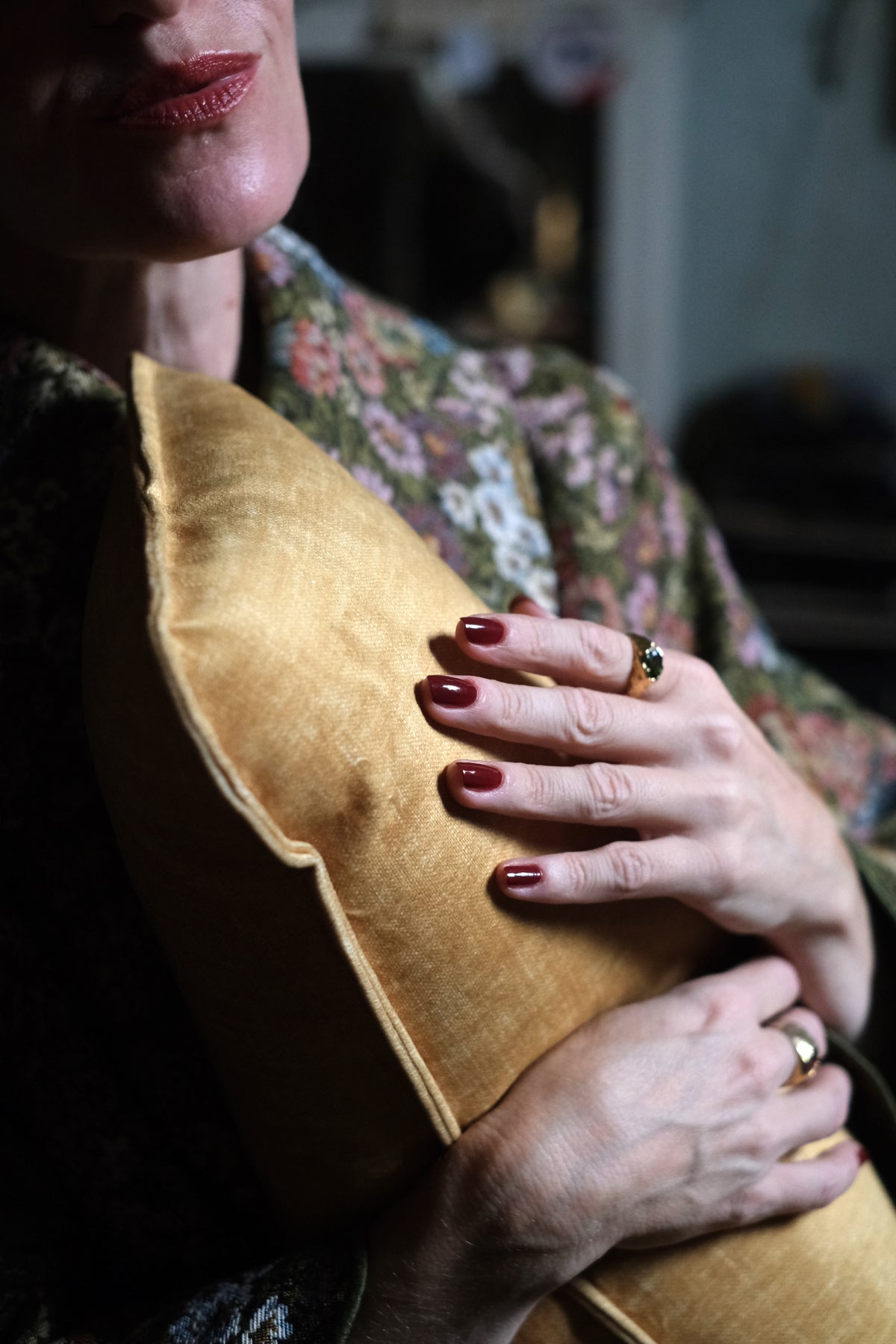 EPICUR Aphrodite giallo CUSCINO POGGIATESTA E Arredamento
