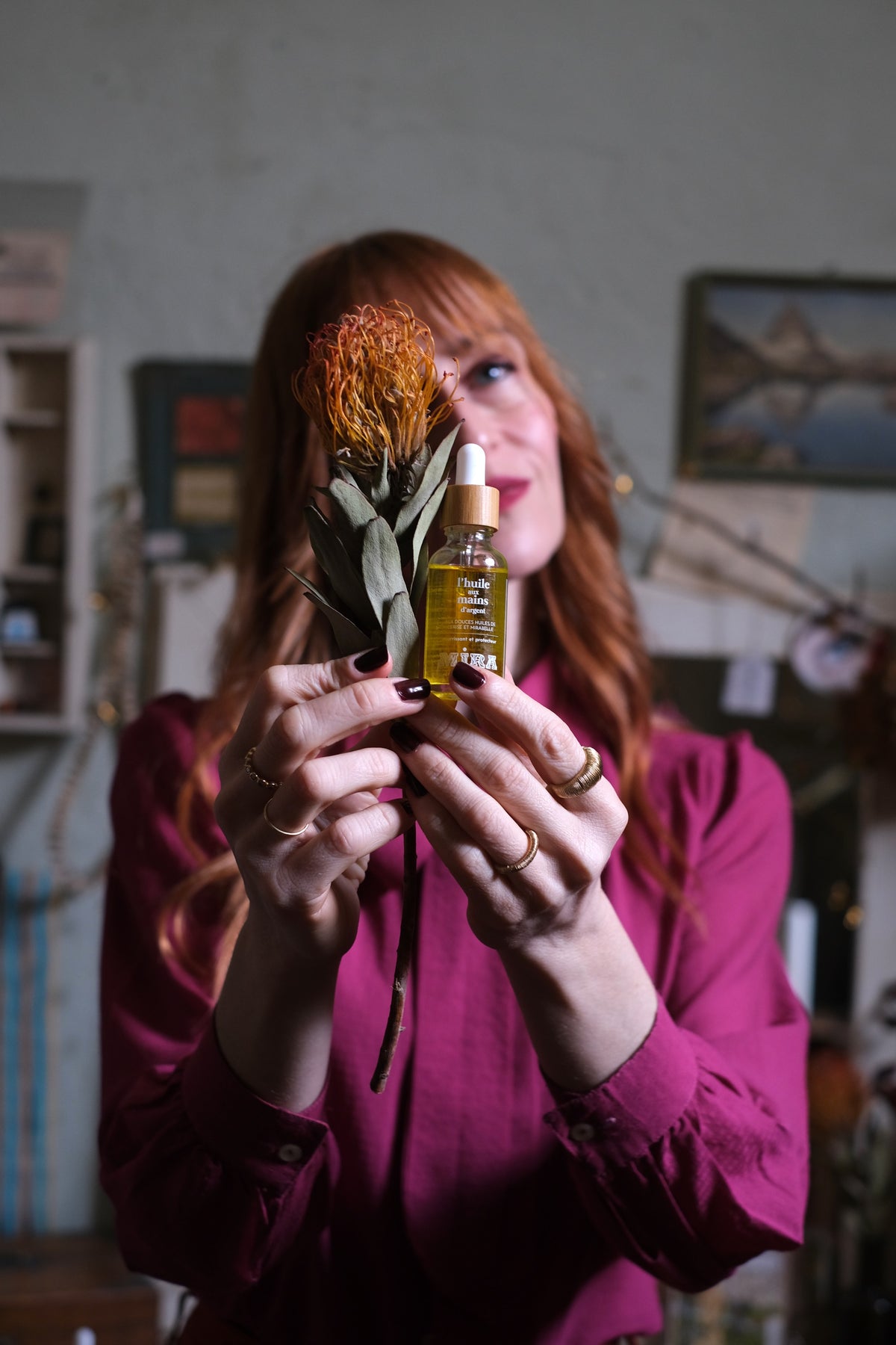 L'HUILE AUX MAINS D'ARGENT olio mani
