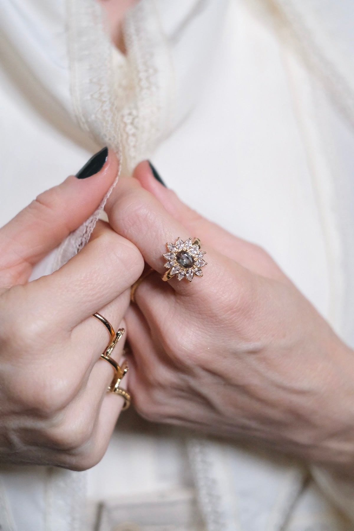 ANELLO CALIA