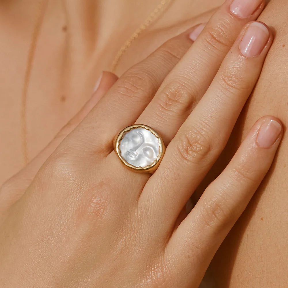 ANELLO HËNA